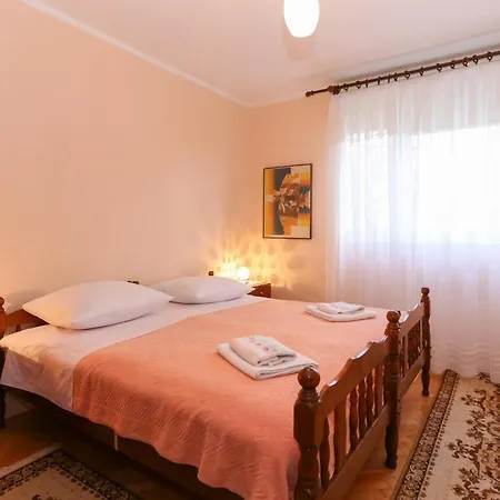 Apartment With A Parking Space - 12695 Trogir